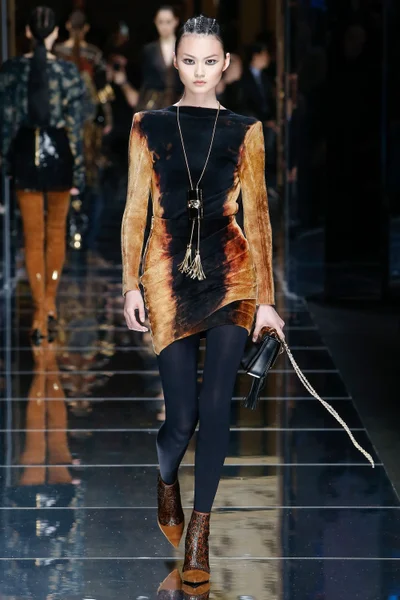 Look 14